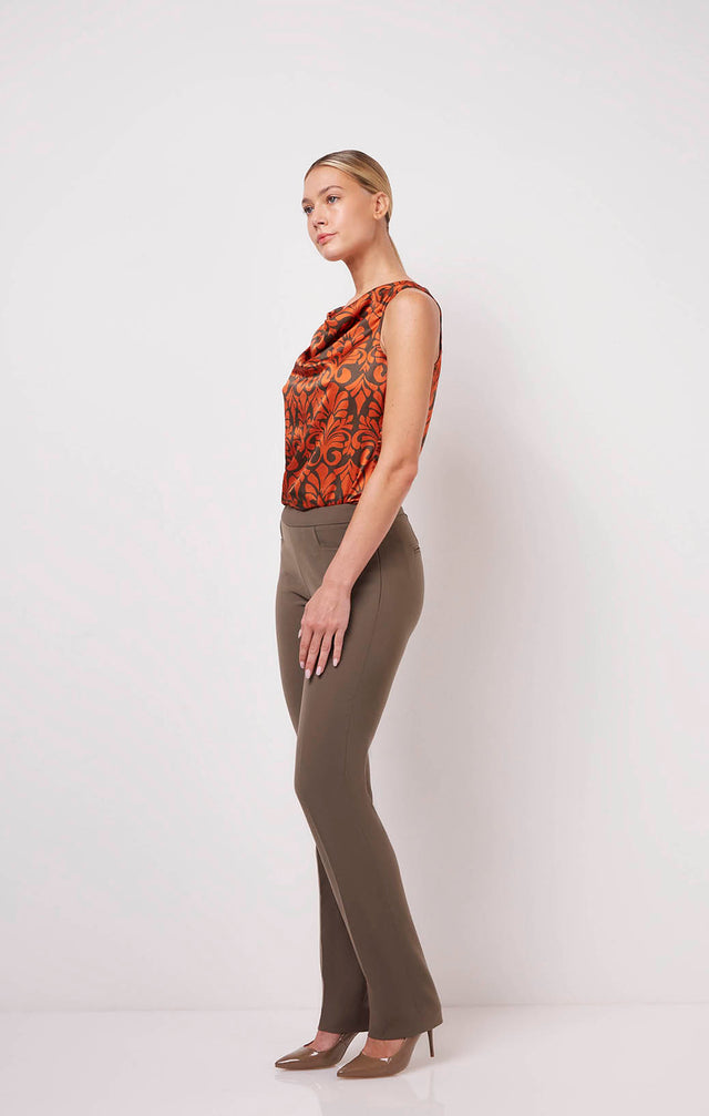 Oak Room - Stretch Double Weave Pants - On Model Image