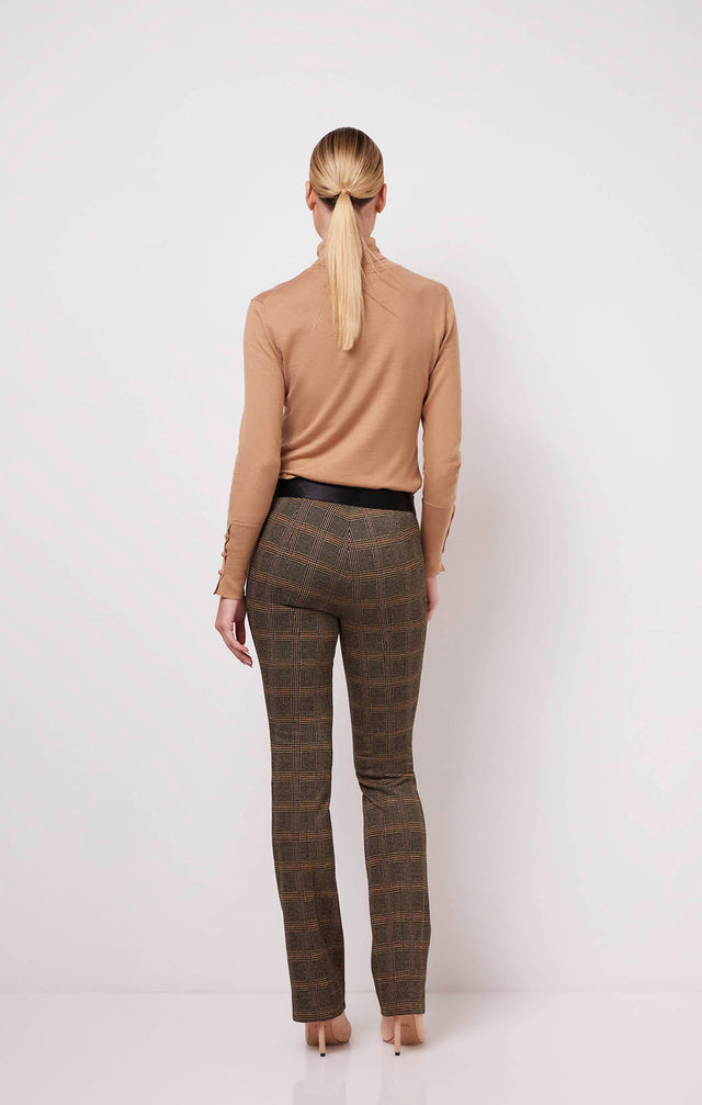 Caprice - Houndstooth Plaid Ponte Knit Pull-On Pants - On Model Image